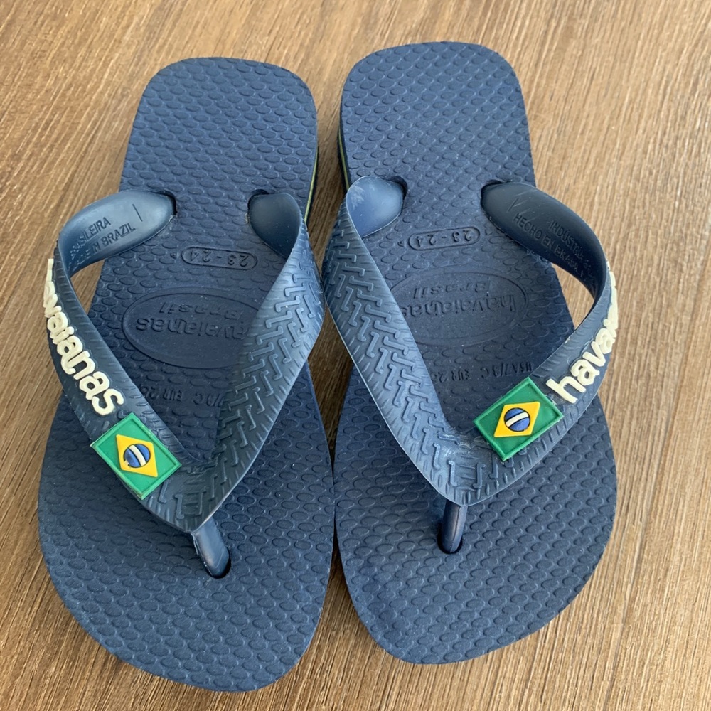 Toddler Havianas.